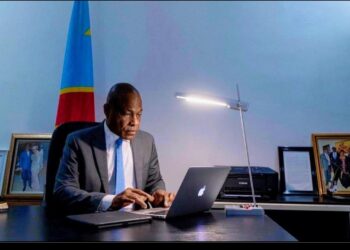 RDC: Fayulu appelle les congolais à la vigilance et accuse Tshisekedi de préparer la fraude électorale