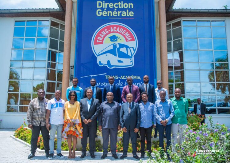 Kasaï-Oriental: le gouverneur Mathias Kabeya obtient le déploiement prochain des bus Trans Academia à Mbujimayi