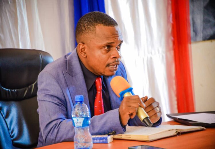 UOM : au cours d’une conférence, Maitre Hilaire Ntendayi déplore « les insuffisances du code du numérique congolais » 