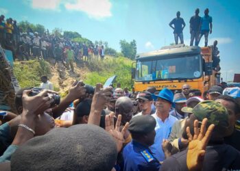 RDC : Moïse Katumbi empêché de se rendre au Kongo central, l’opposition dénonce « la dérive dictatoriale » du régime de Tshisekedi
