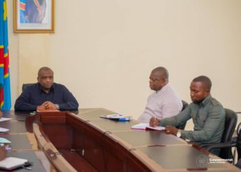 Kasaï-Oriental: ravitaillement de la SNEL en carburant, le gouverneur évoque le sujet avec le directeur de Sep Congo