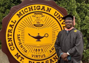 Congolais de la diaspora : Dr Jean Marc Kalonji décroche un master en santé publique avec « la plus grande distinction » aux États-Unis d’Amérique