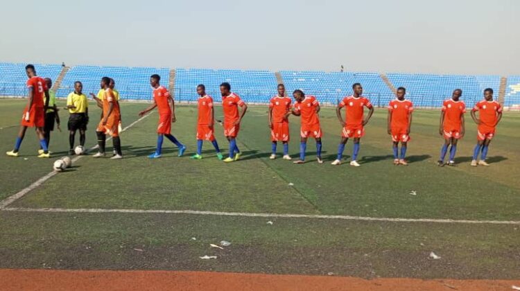 Football: début du championnat provincial de la Lifkor