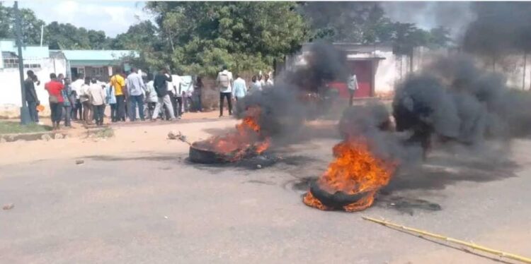 ESU-UOM: protestation des étudiants finalistes de médecine contre leur échec, Ce qu&rsquo;il faut savoir de la délibération en « D4 »