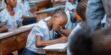 RDC : plus de deux millions d’élèves finalistes du primaire prennent part à l’ENAFEP
