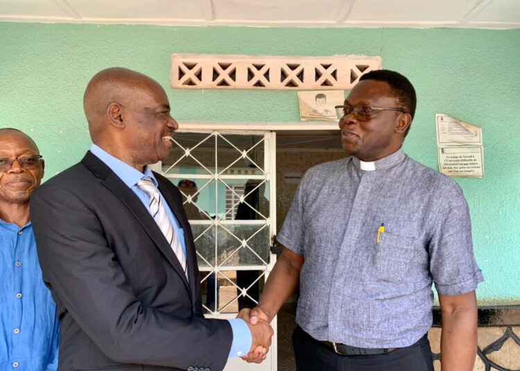 Construction de l&rsquo;UOM: le procureur général près la cour des comptes en parle avec le Recteur Cibaka