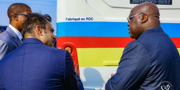 RDC : Félix Tshisekedi inaugure l&rsquo;usine d&rsquo;assemblage des bus Mercedes de « Suprême Automobile »