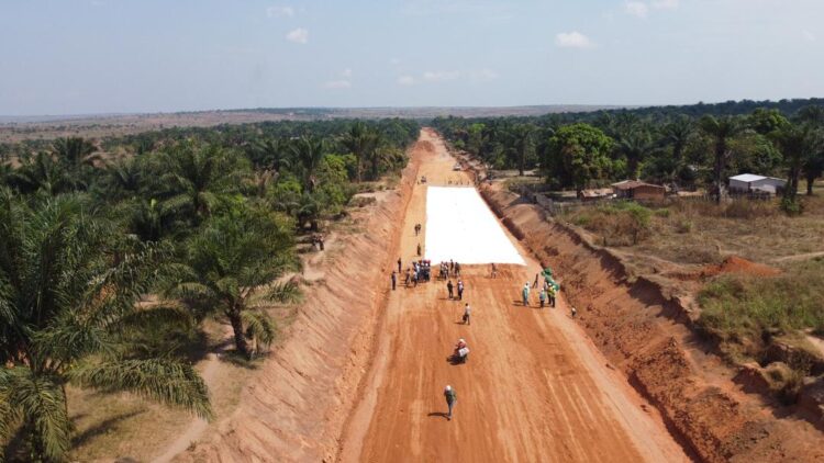 La construction de la route Mbujimayi – Kananga se poursuit, « malgré les obstacles »