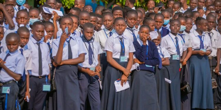 EPST : plus de 23 mille finalistes attendus à la session ordinaire de l&rsquo;examen d&rsquo;État au Kasaï-Oriental 