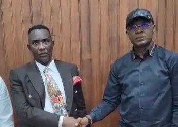 Crise politique à Kinshasa : Gentiny Ngobila porte plainte contre Godé Mpoyi