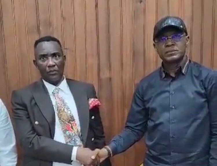 Crise politique à Kinshasa : Gentiny Ngobila porte plainte contre Godé Mpoyi