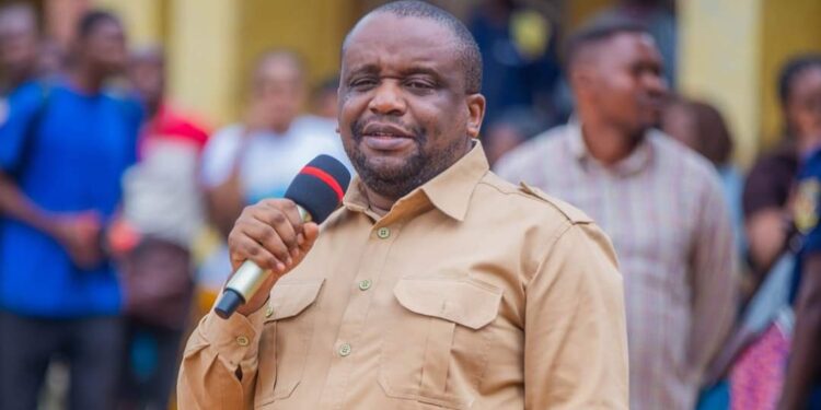 Kasaï-Oriental: un regroupement des jeunes s&rsquo;oppose à la tentative de destitution du gouverneur par l&rsquo;Assemblée provinciale