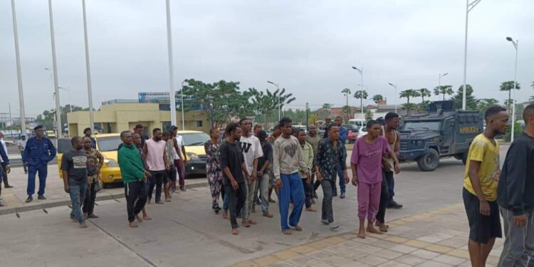 Criminalité à Kinshasa : la police présente 27 présumés kidnappeurs