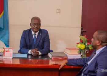 Menace de destitution du Président de l’Assemblée provinciale du Kasaï-Oriental : et si c’est le gouverneur la véritable cible ?