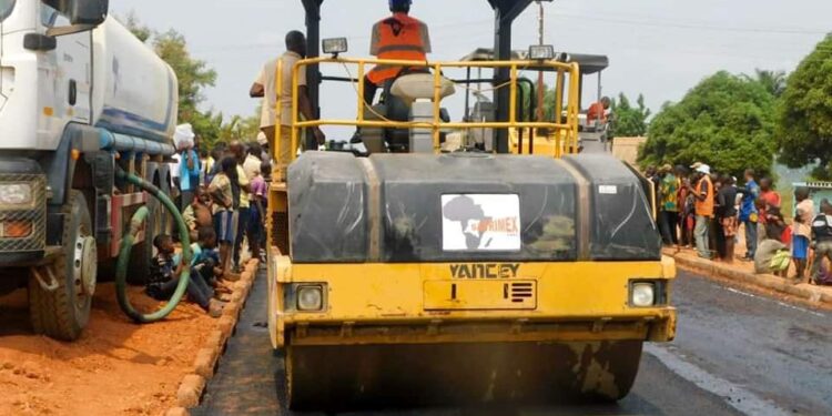 Infrastructures : Lancement d&rsquo;un nouveau projet de construction et modernisation de 14 Km de la voirie urbaine de Mbujimayi