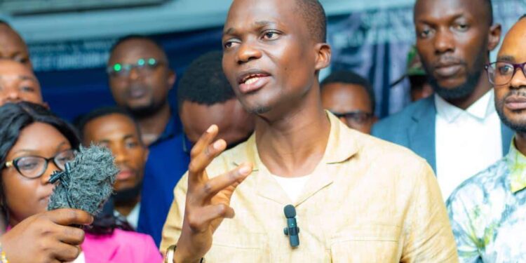 Conseil national de la jeunesse : à peine réhabilité par le conseil d&rsquo;État, William Mukambila est à nouveau suspendu