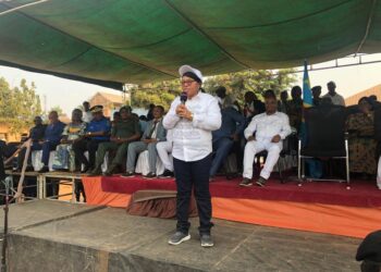 Kasaï-Oriental: de retour à Mbujimayi, la gouverneure intérimaire appelle à l&rsquo;unité de toute la population