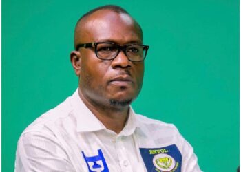 Gratuité de la maternité : Sesanga y voit une décision électoraliste de Tshisekedi destinée à détourner l&rsquo;attention de la population