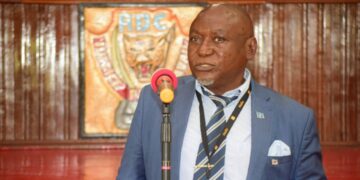 Kasaï-Oriental: « Mathias Kabeya a détourné 700 millions de francs, il doit s’assumer et rembourser » (Bavon Mbuyi)