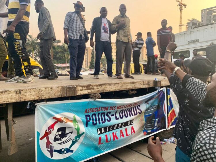 Kinshasa : les conducteurs des camions poids lourds menacent de durcir la grève