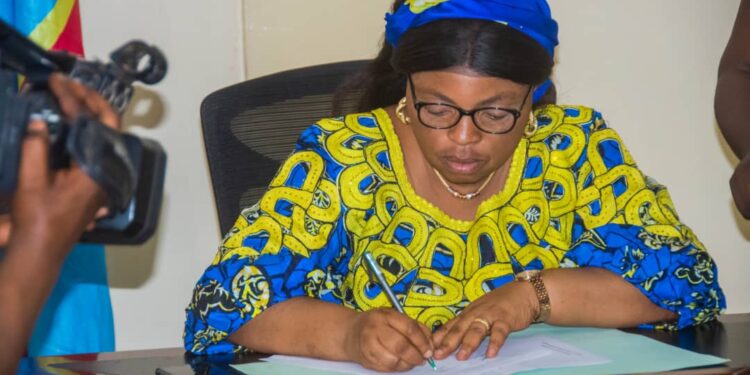 Kasaï-Oriental: la gouverneure intérimaire supprime la taxe « Jeton »