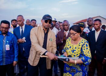 Mbujimayi: José Mpanda apporte 500 tonnes de maïs et des intrants agricoles pour faire face à la crise alimentaire