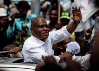 Martin Fayulu accuse la CENI de violer la loi électorale concernant la publication des listes de votants