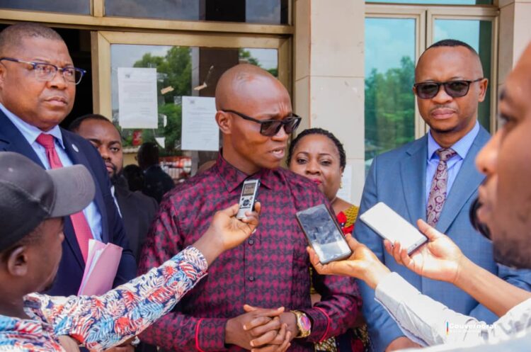 Kasaï-oriental : Début du contrôle des entreprises principales de la sous traitance, la délégation reçue par l&rsquo;autorité provinciale