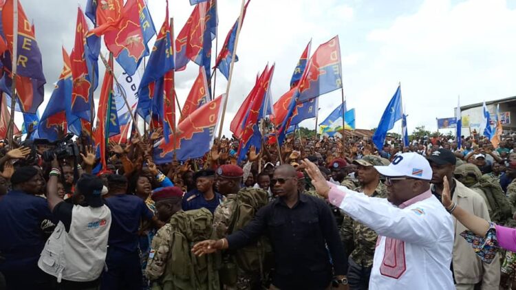 À Gemena, Félix Tshisekedi met la population en garde contre les candidats de l&rsquo;étranger