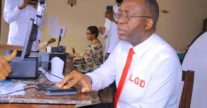 RDC : Matata Ponyo se retire de la course à la présidentielle et fait allégeance à Moïse Katumbi