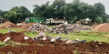 Mbujimayi: la justice interdit le lotissement sur le terrain Guest house Lusambo