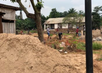 Bras de fer entre la MIBA et les Bakwanga : les constructions ont repris sur le terrain Guest house Lusambo