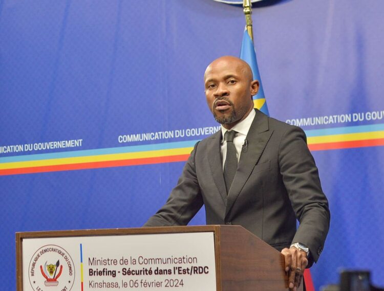 Déclarer la guerre au Rwanda : « Même si le président de la République le voulait, dans ces conditions, constitutionnellement, on ne sera pas en mesure de le faire » (Patrick Muyaya)