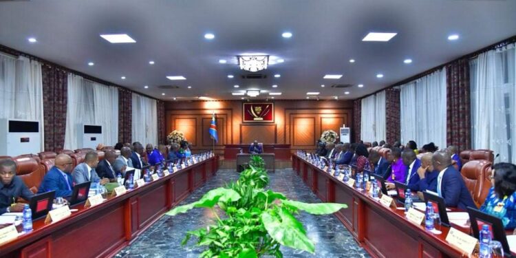RDC : Sama Lukonde et 28 de ses ministres ont pris part à leur dernier conseil des ministres