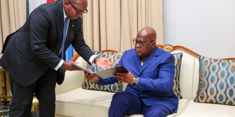 Cumul des fonctions : convaincu de n&rsquo;avoir pas violé la constitution, Félix Tshisekedi dit privilégier la stabilité du pays