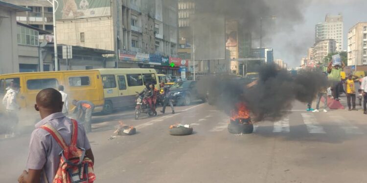 Guerre de l&rsquo;Est : nouvelle manifestation contre la communauté internationale à Kinshasa