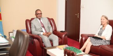 Kinshasa : Violences contre les missions diplomatiques, Peter Kazadi donne des garanties de sécurité à l&rsquo;ambassadrice américaine