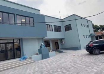 Santé : Denise Nyakeru a inauguré le centre hospitalier Mabanga, spécialisé dans le traitement de l&rsquo;anémie SS