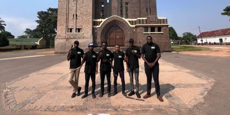Journée du travail : la LUCHA Mbujimayi invite Félix Tshisekedi à créer 6,4 millions d’emplois comme promis pendant la campagne