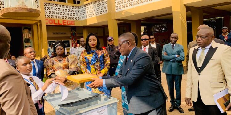 Haut-Katanga: Plus de 141 983 candidats, répartis dans 375 centres, passent l&rsquo;ENAFEP