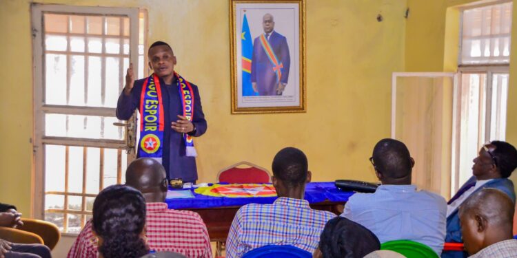 Redynamisation de Congo Espoir dans le grand Kasaï : fidèle à José Mpanda, Hilaire Ntendayi remobilise les cadres du parti à Mbujimayi