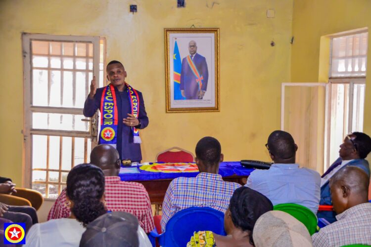 Redynamisation de Congo Espoir dans le grand Kasaï : fidèle à José Mpanda, Hilaire Ntendayi remobilise les cadres du parti à Mbujimayi