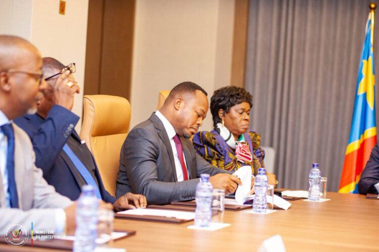 Relance de la MIBA : Le caucus des députés du Kasaï-Oriental reçu par le ministre du portefeuille