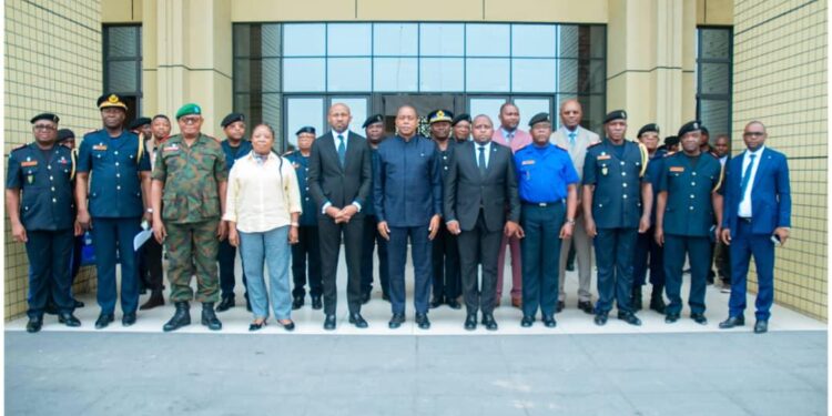 Sécurisation des élections à à Kwamouth, Masimanimba et Yakoma : le VPM Jacquemain Shabani réunit les parties prenantes