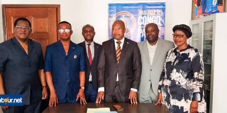 Crise à l&rsquo;UDPS : Une délégation de la présidence du parti, bloc anti Kabuya, a été reçue par le secrétaire permanent de l&rsquo;union sacrée