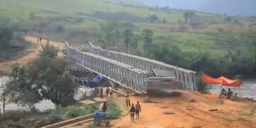 Kasaï-Oriental: lancement d&rsquo;un nouveau pont sur la rivière Lubi, Tobie Kayumbi se réjouit de l&rsquo;aboutissement de son plaidoyer