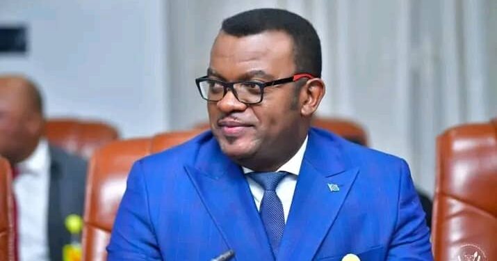 Fonction publique : Jean-Pierre Lihau réitère son engagement à mettre en place une « politique salariale juste »