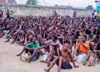 Justice : Constant Mutamba fait libérer 1685 prisonniers malades de Makala