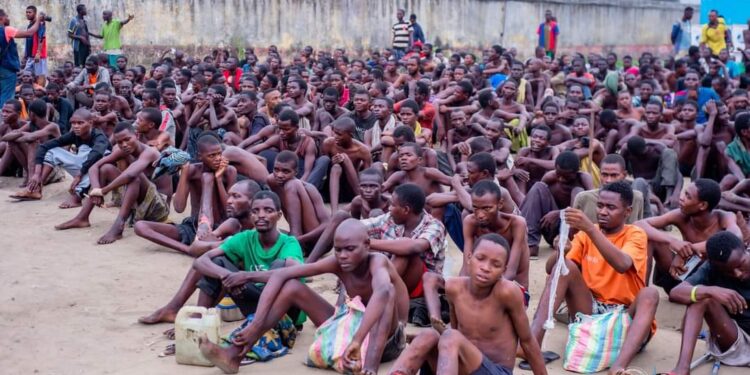 Justice : Constant Mutamba fait libérer 1685 prisonniers malades de Makala