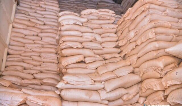 Kasaï-Oriental : le gouverneur Mbuebua Kapo ciblé par une campagne de désinformation, après avoir demandé la baisse du prix de maïs produit par le service national